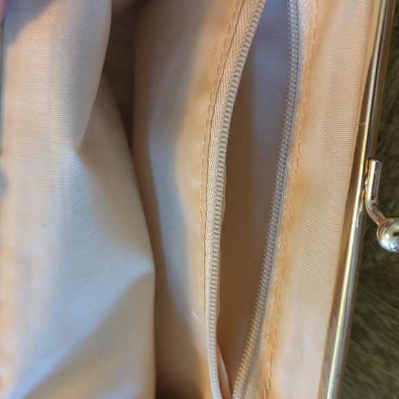 Disney Couture princesses sequin clutch - Picture 6 of 7